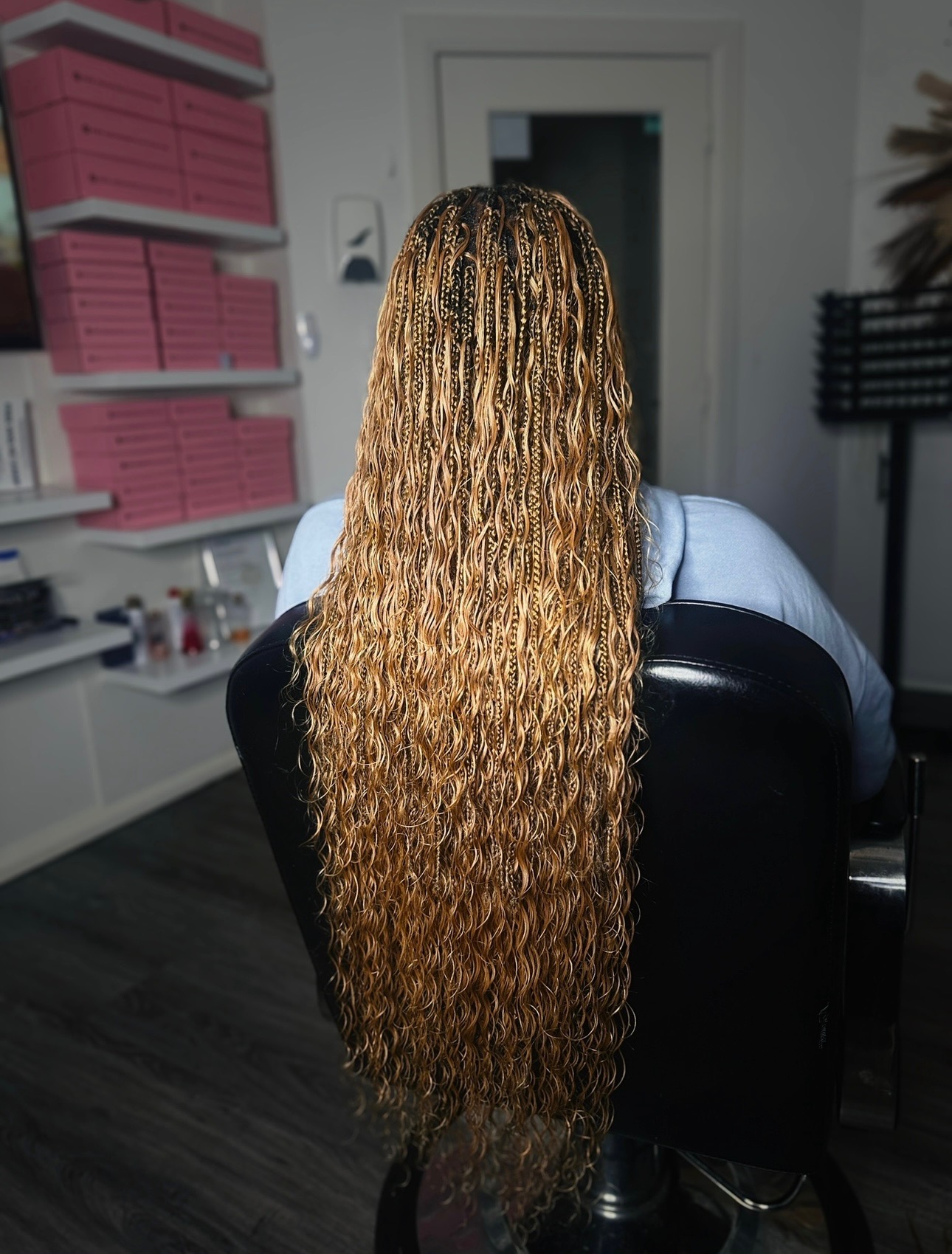 Honey boho knotless braids with curly ends